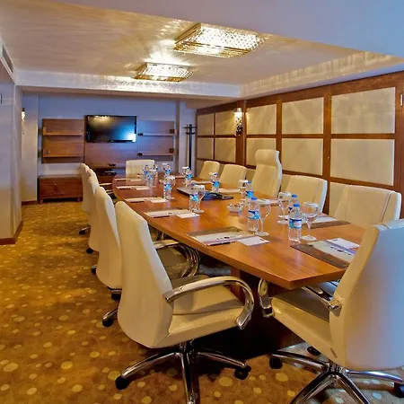 Momento - Special Category Hotel