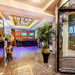 Momento - Special Category Hotel