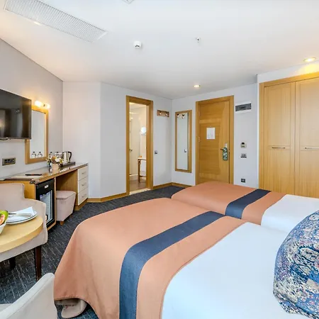 Momento - Special Category