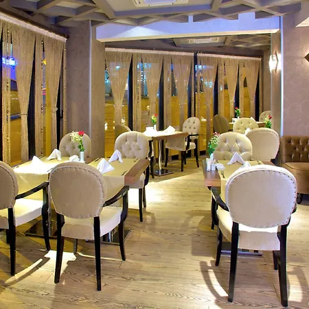 Momento - Special Category Istambul