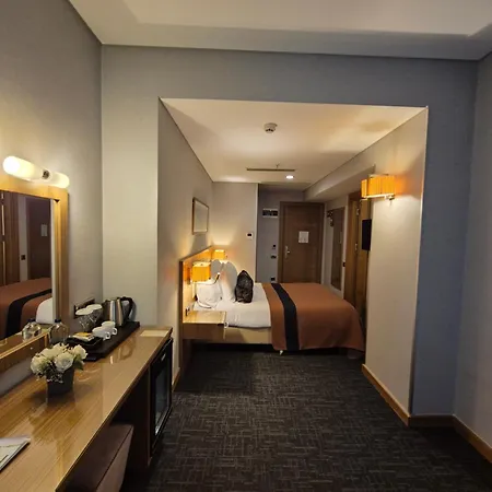 Hotel Momento - Special Category Estambul